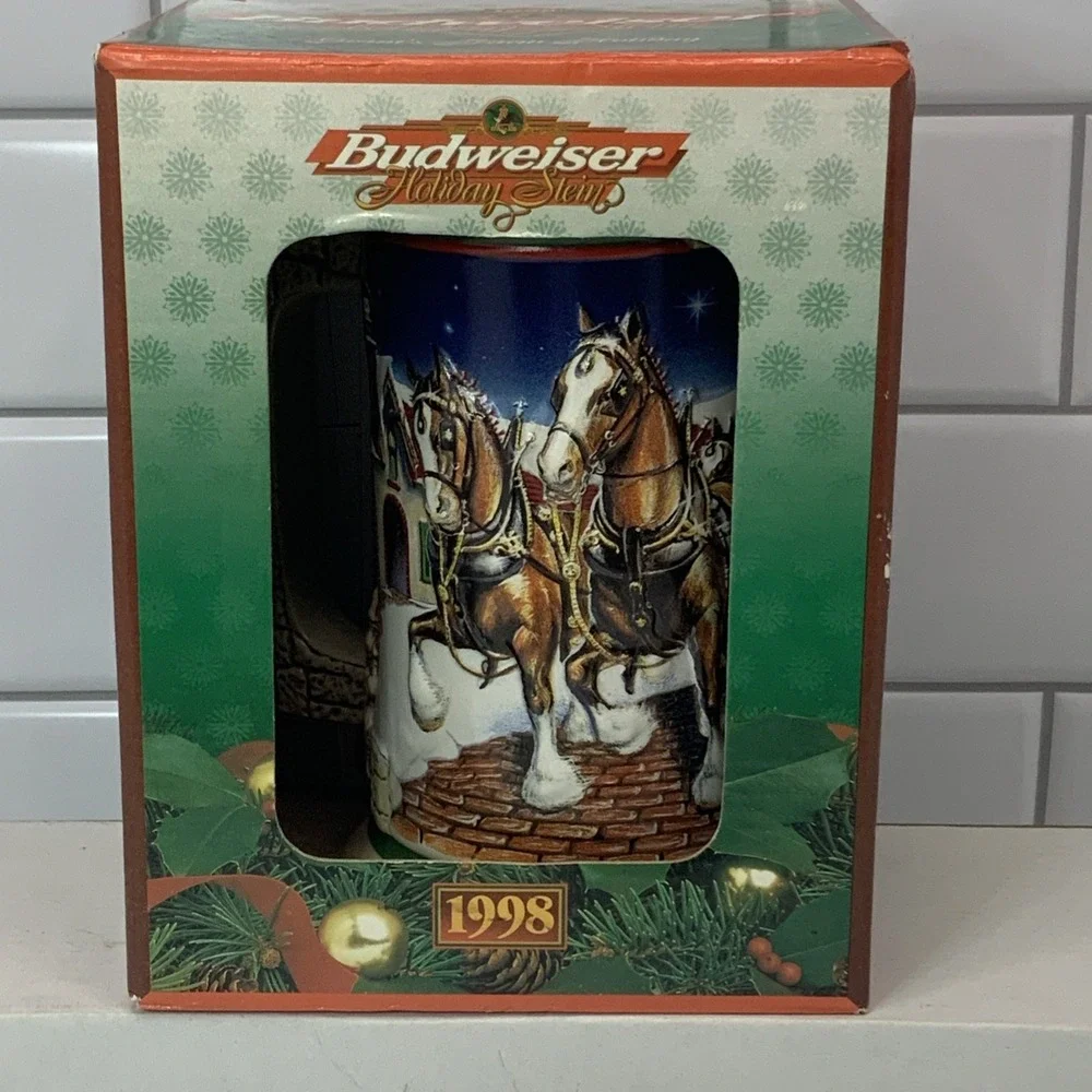 1998 Budweiser Holiday Stein Ceramic BeerMug Collectible Grants Farm Holiday NEW